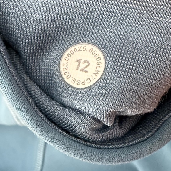 Lululemon Wunder Train High-Rise Short with Pockets 6" Utility Blue 12 - Picture 4 of 4